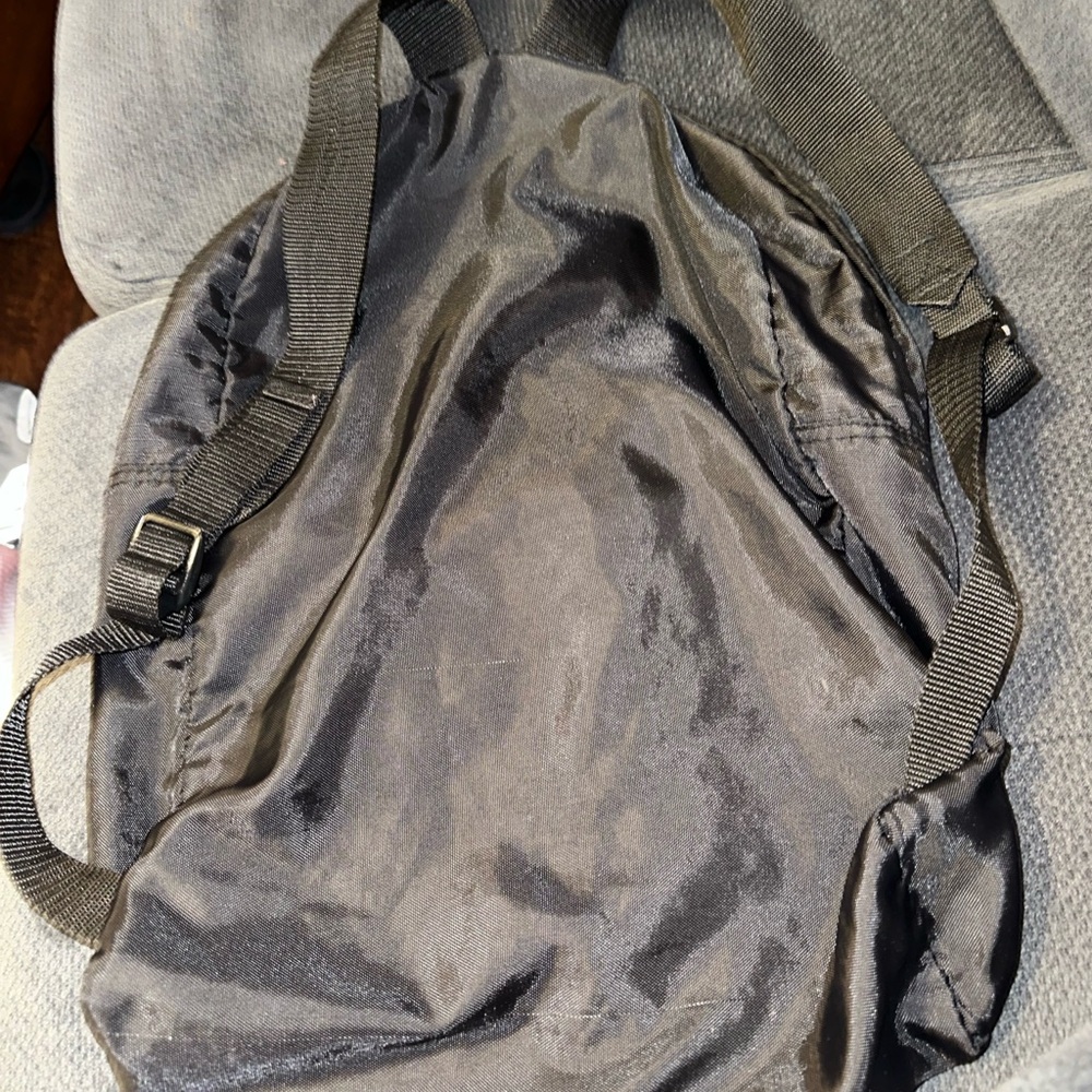 Nike Black Nylon Contractable Backpack - image 8